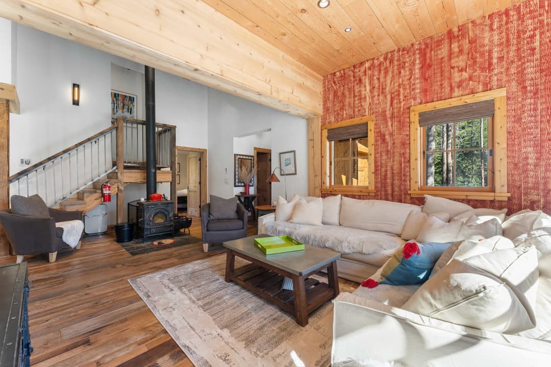 Soda Springs Ski & Lake Retreat - Image 4