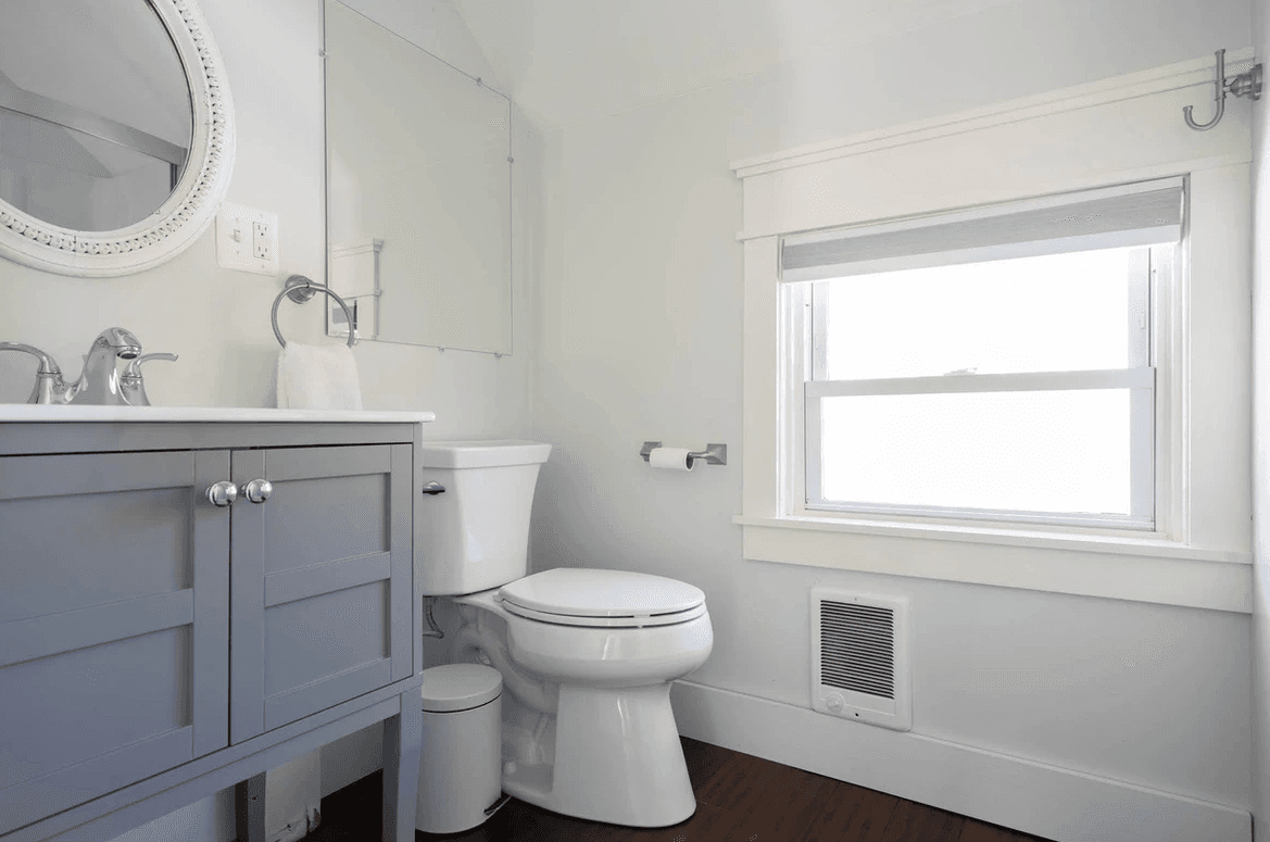 Modern Farmhouse - Image 18