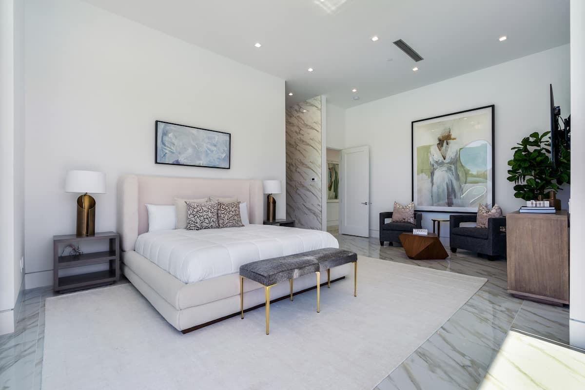 Bravo Villa #13 - Image 15