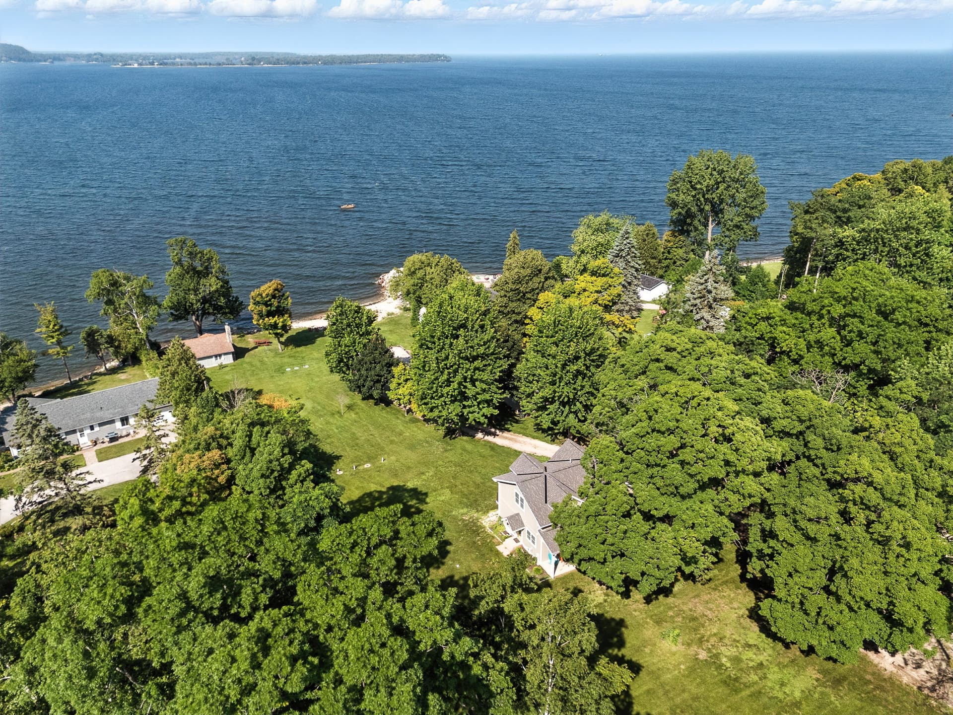 Thenell's Beach House - Image 61