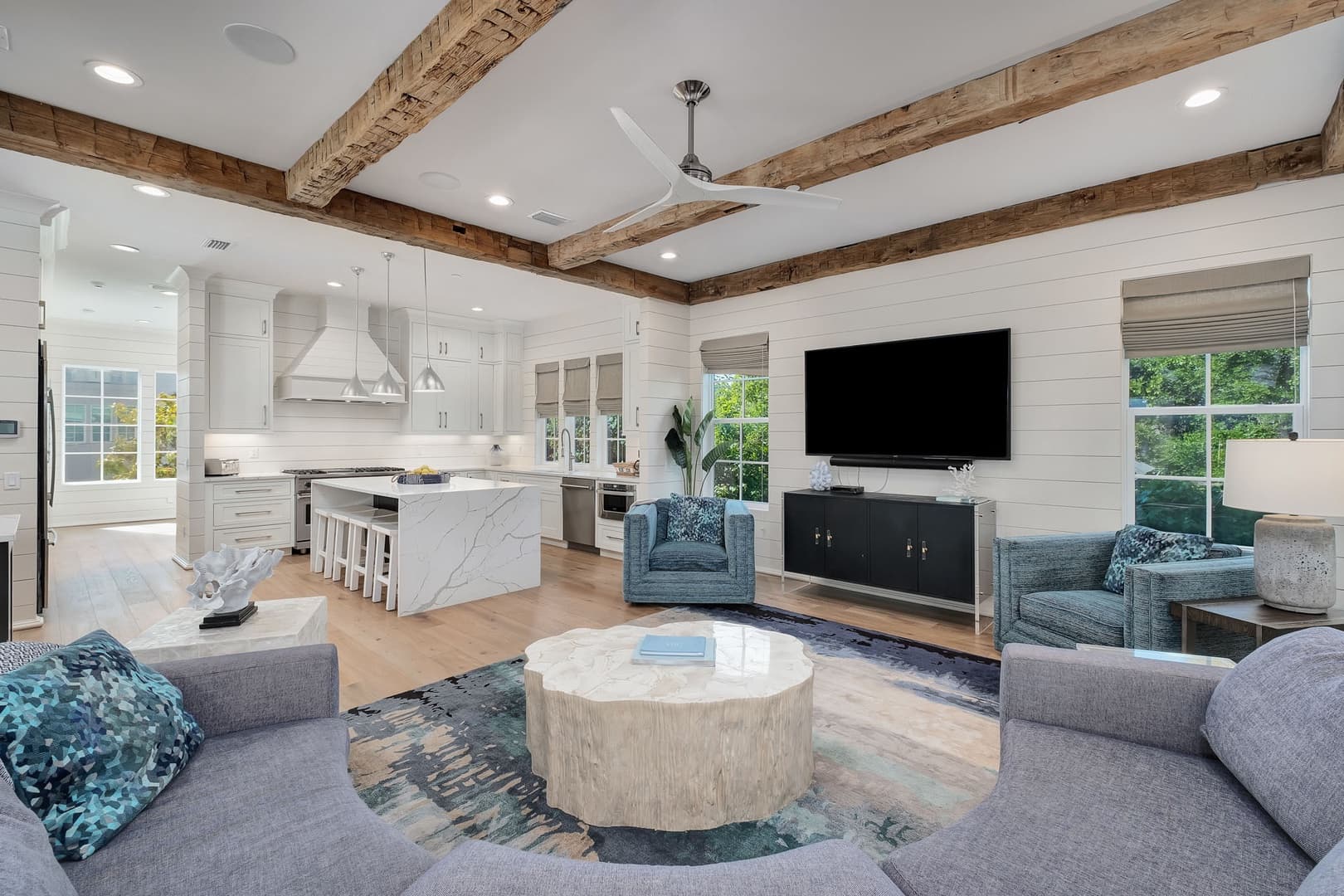 Dogwood Lookout - Image 10