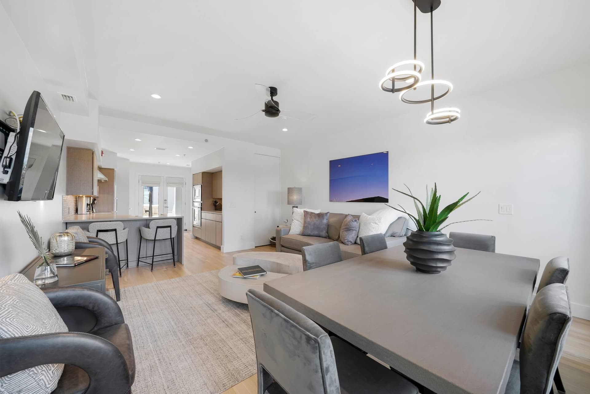 Perfect View Home - Image 17