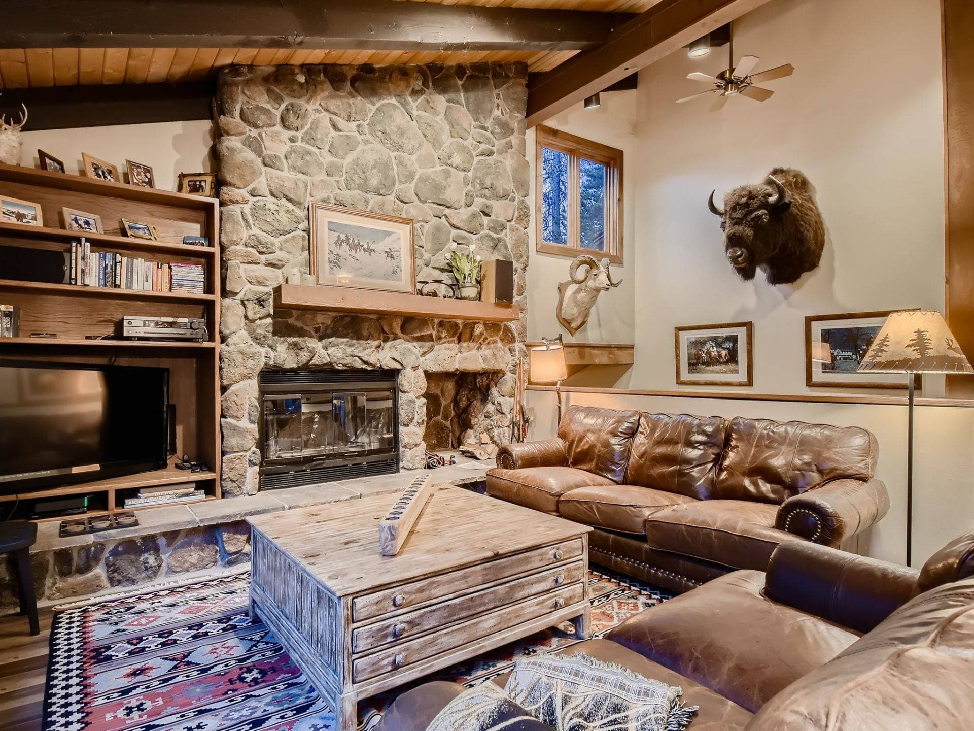 Breck Lodge House - Image 4