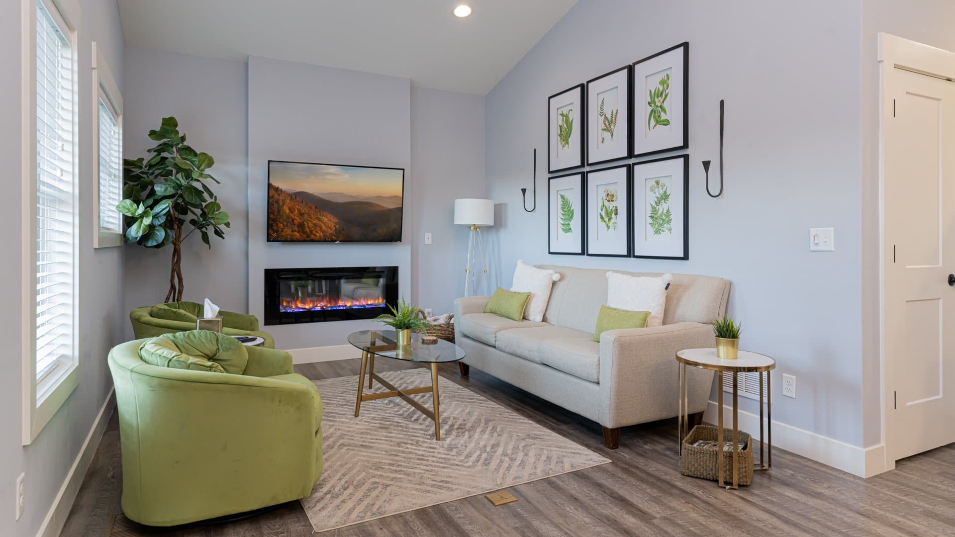 Asheville Getaway - Image 2