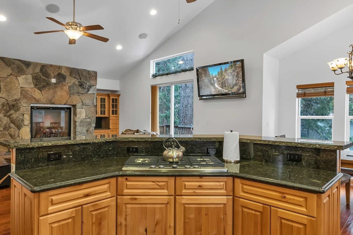  Steelhead Family Home - Image 12