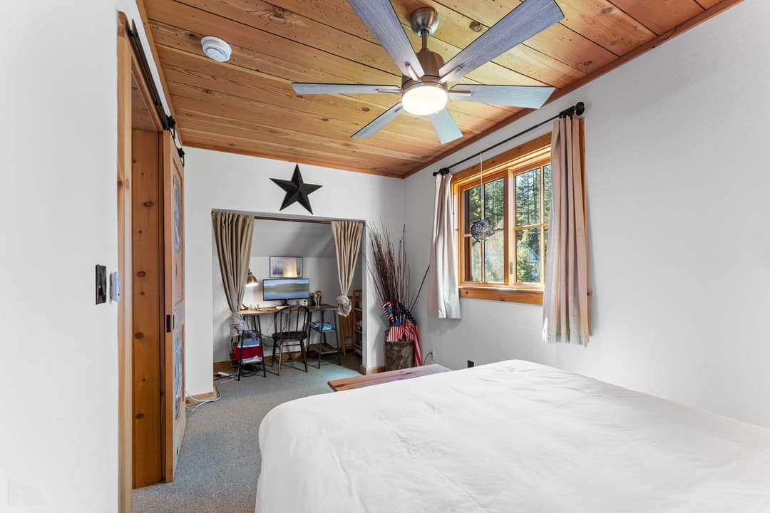 Soda Springs Ski & Lake Retreat - Image 20