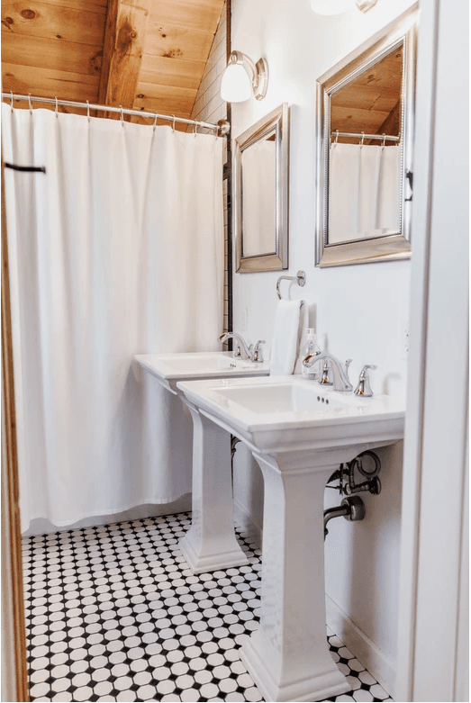 Country Retreat - Image 39