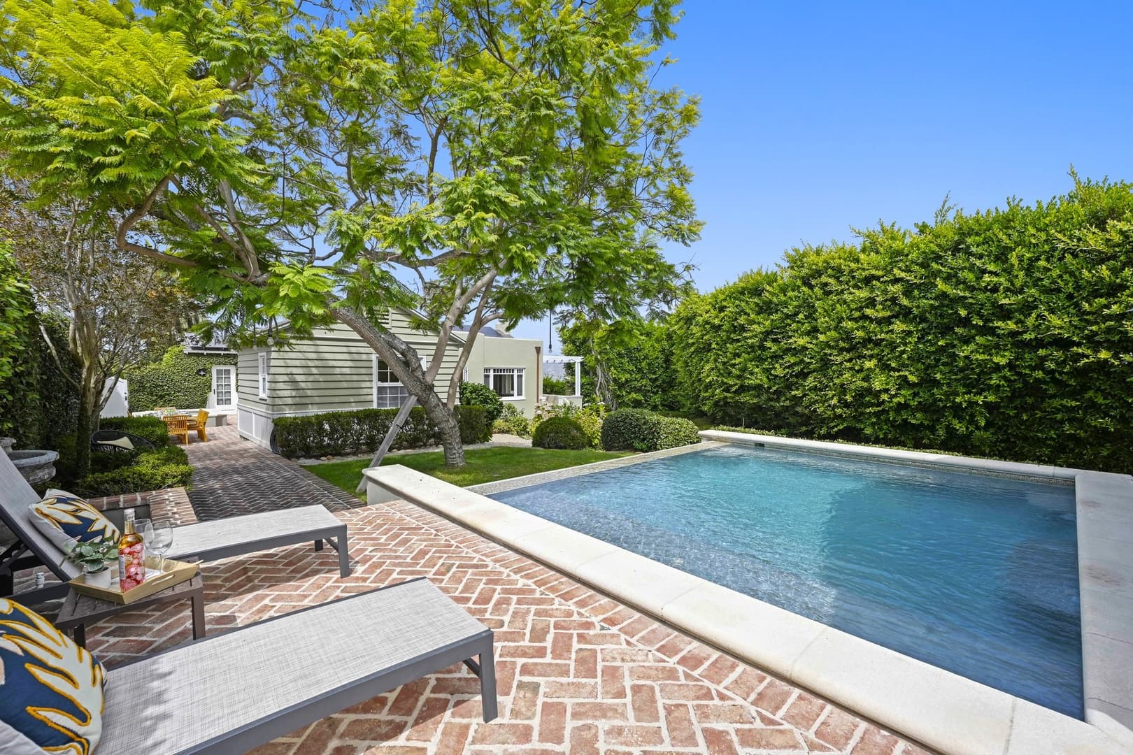 Summerland - Image 2