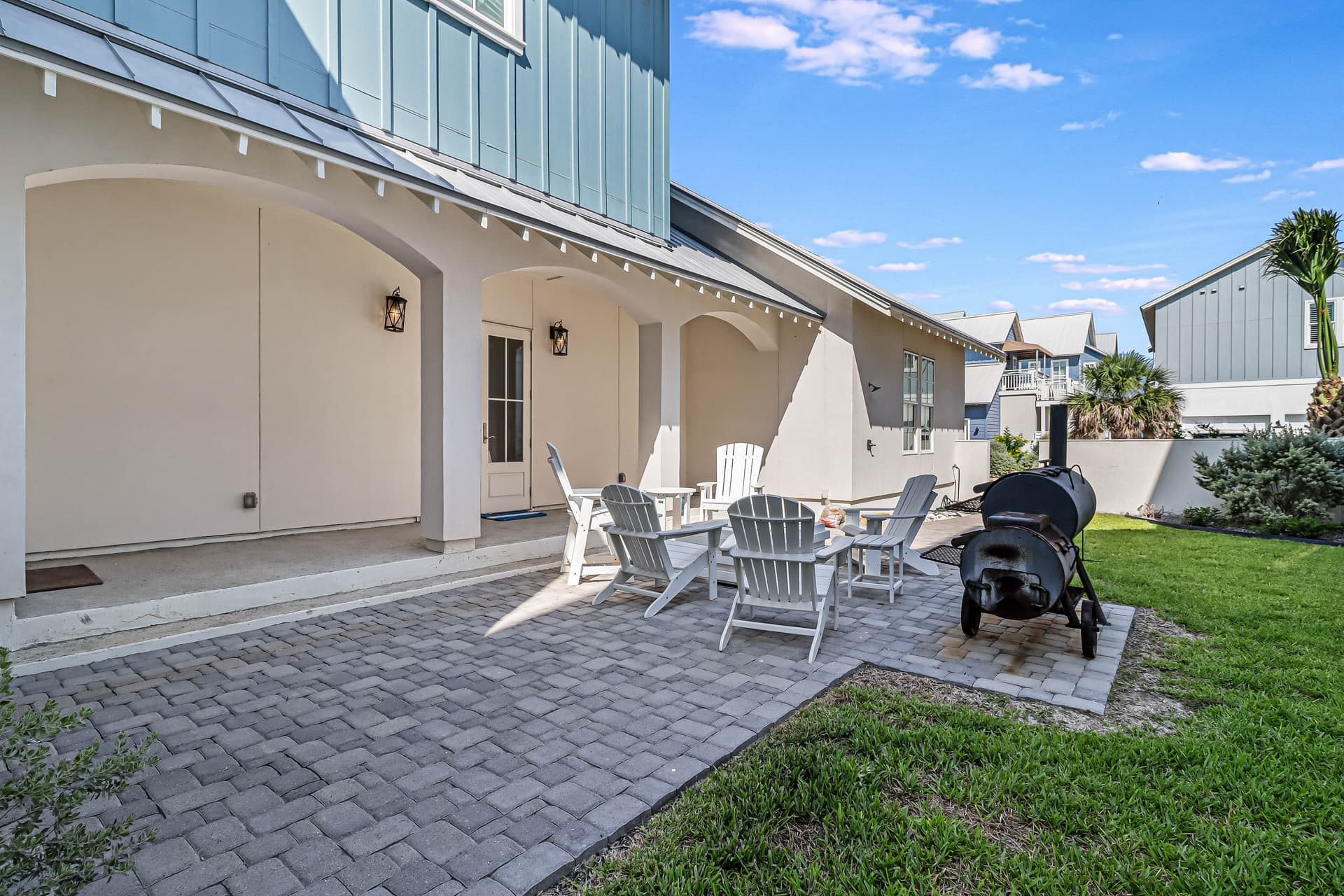 Sunset House - Image 4