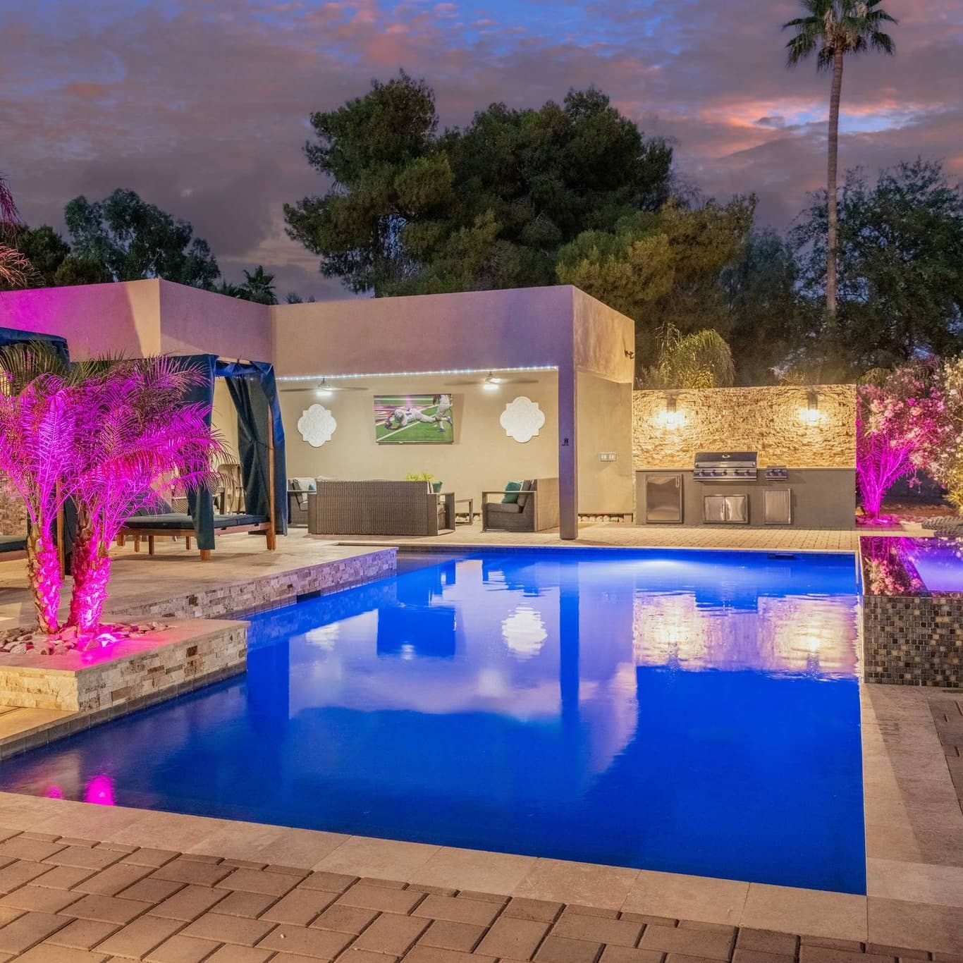 Residence on Cactus - Image 1