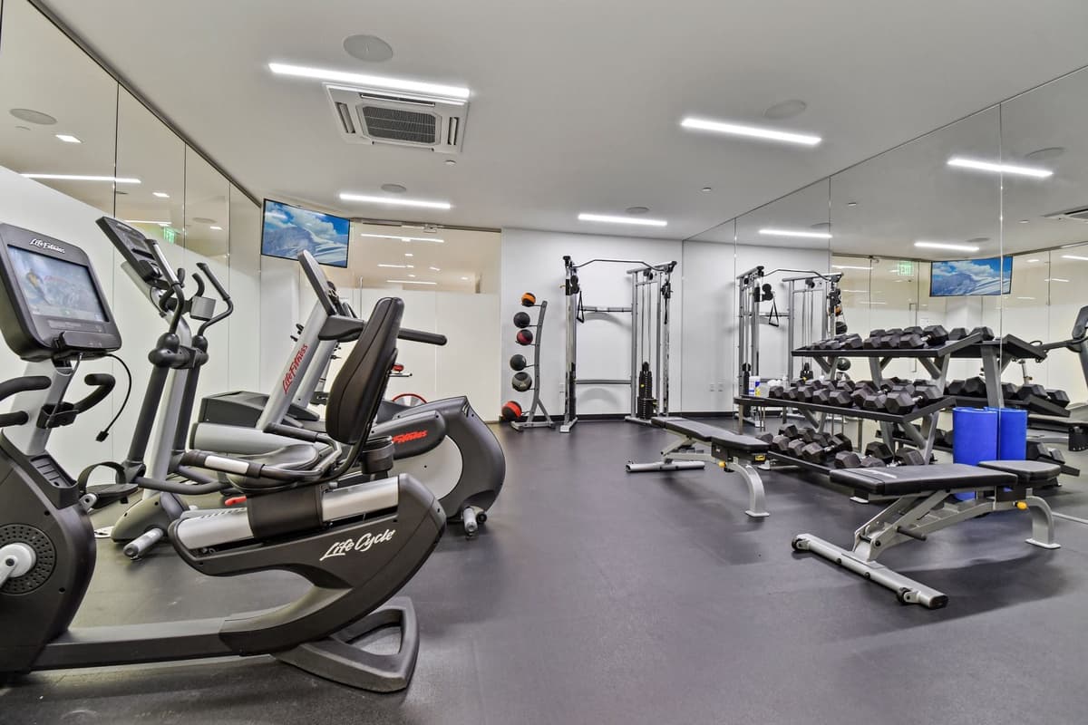 Penthouse at Parkite - Image 33