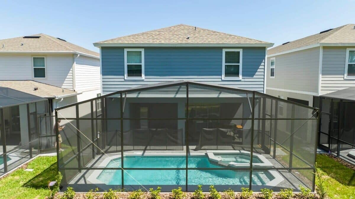 Windsor Island #4458 - Image 43