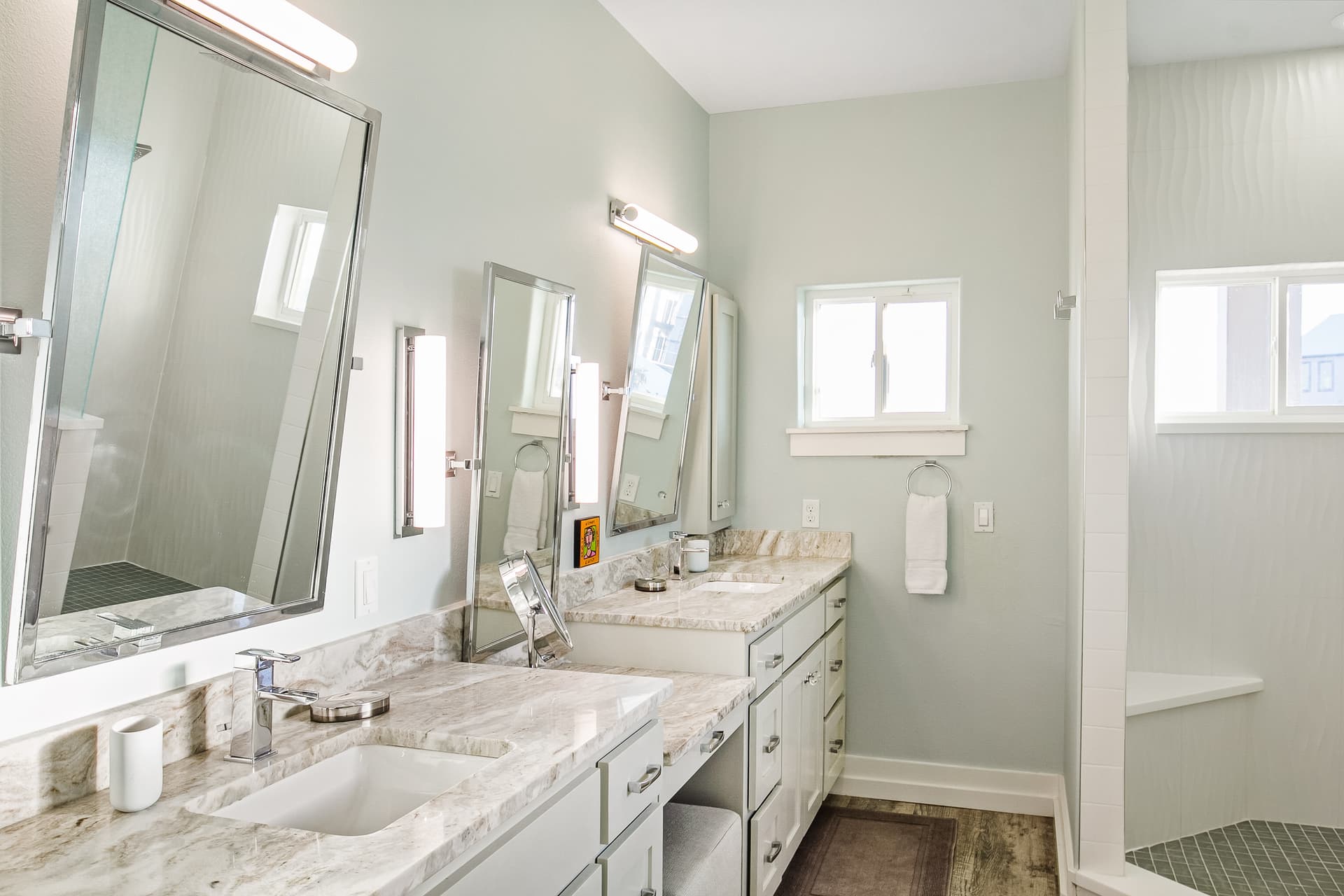 Salty Kisses - Image 13