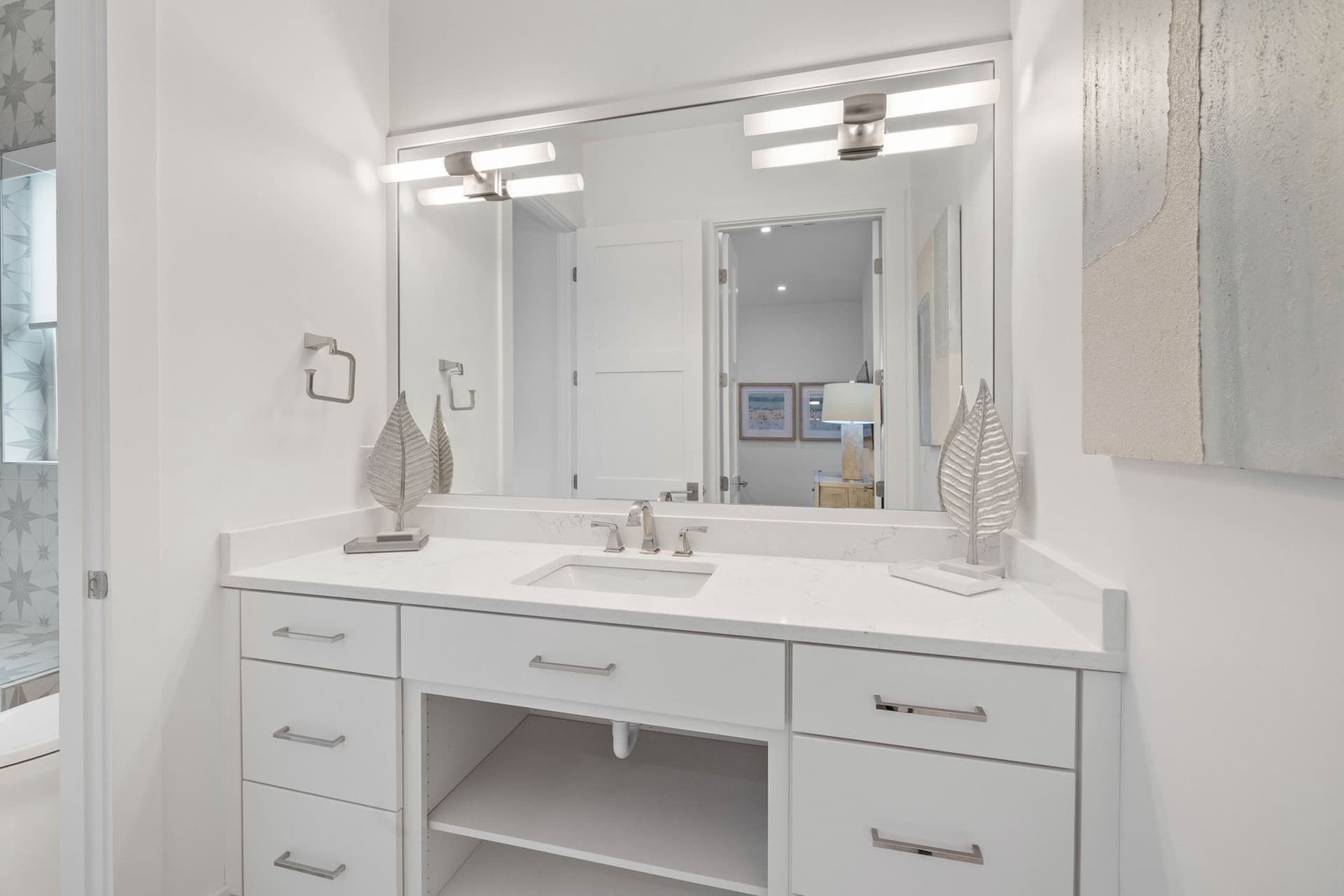 Eyes on Sunrise - Image 59