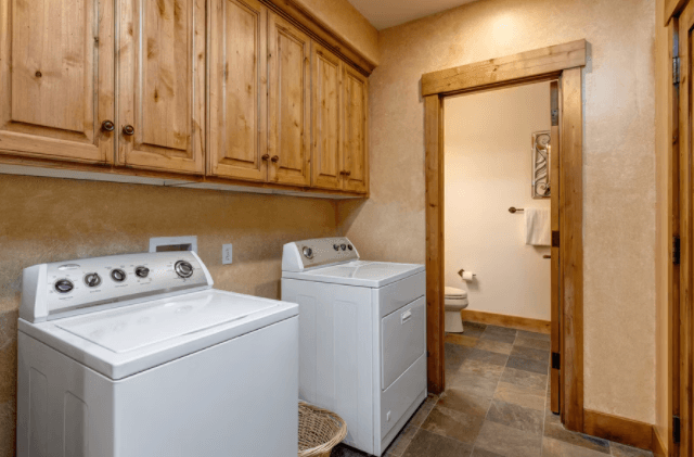 Edge Home - Image 24