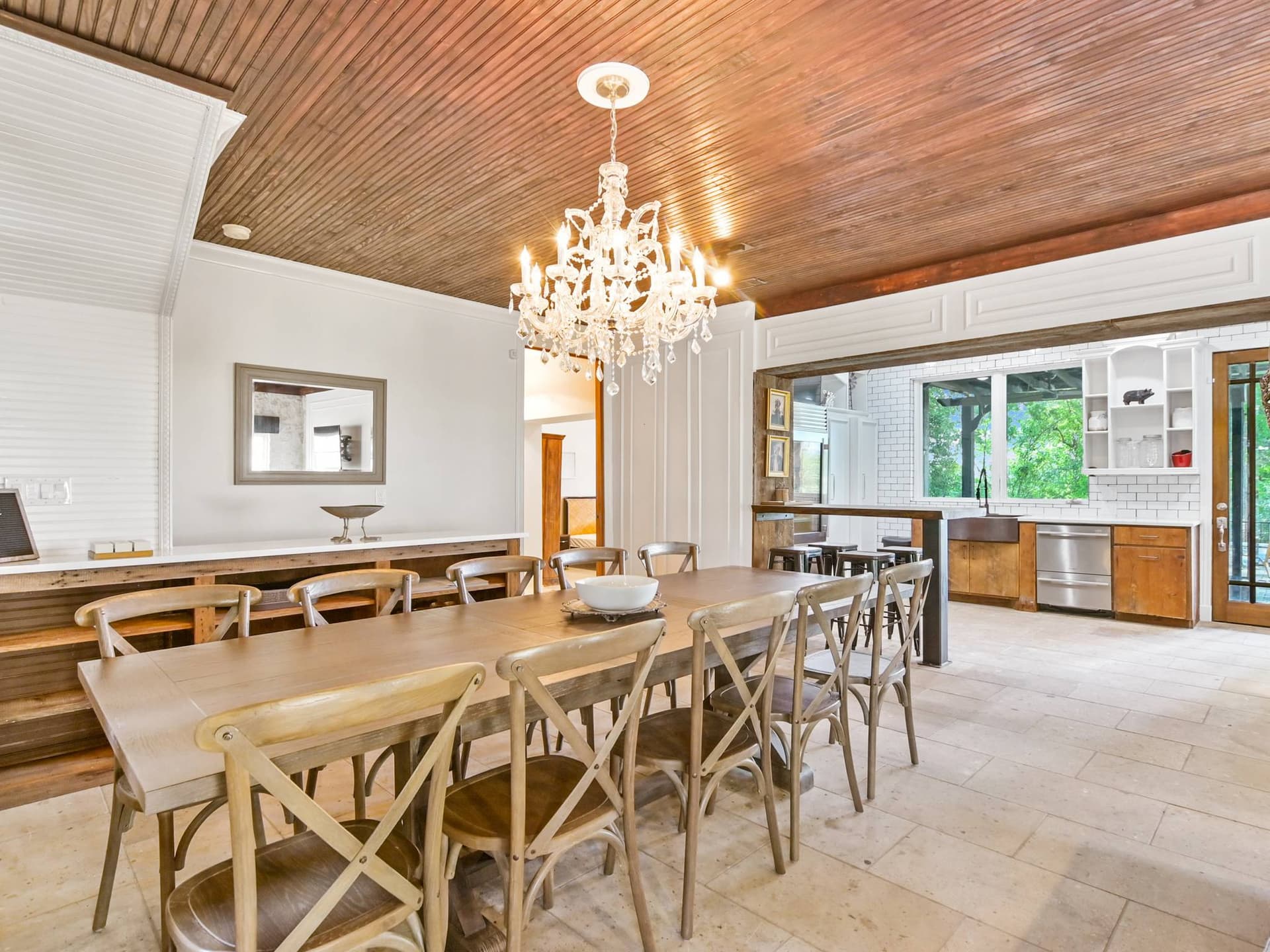 Escape on Lake Travis - Image 25