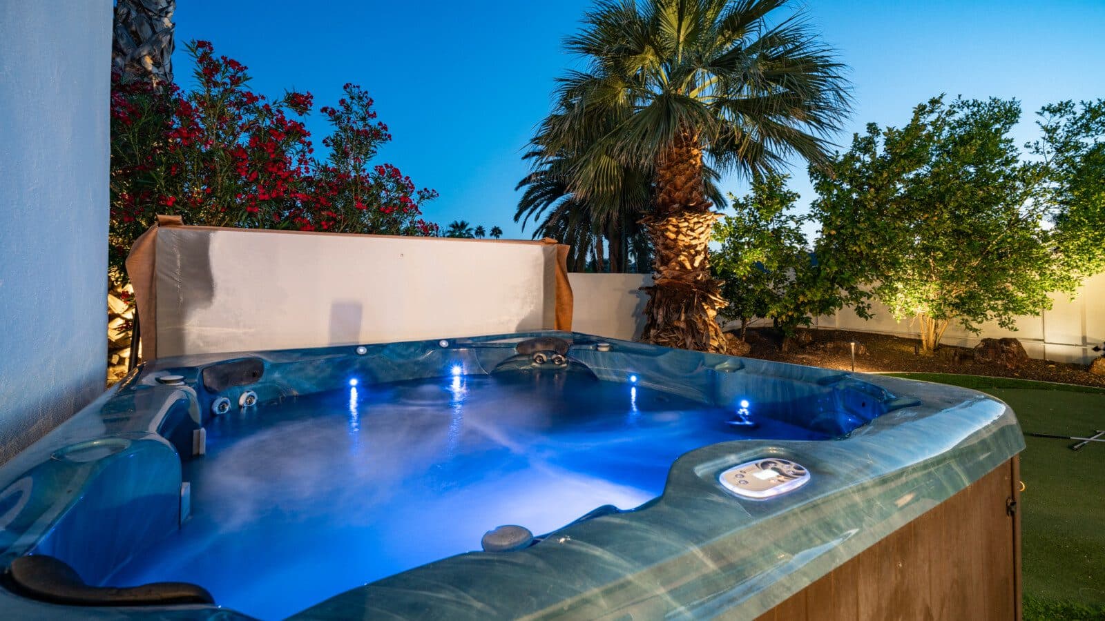 Spontaneous Desert Retreat - Image 29