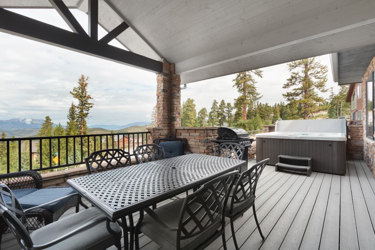 Mountain Vista Retreat - Image 3