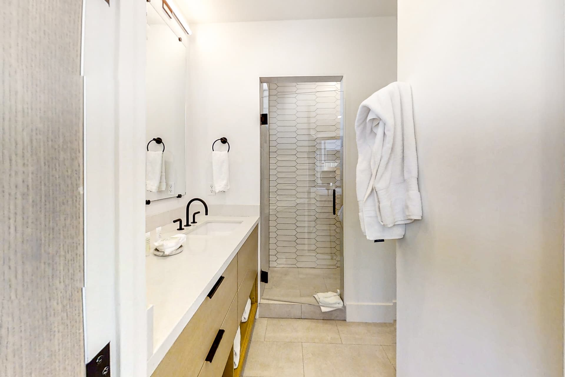 Ridgeline Oasis Place - Image 20