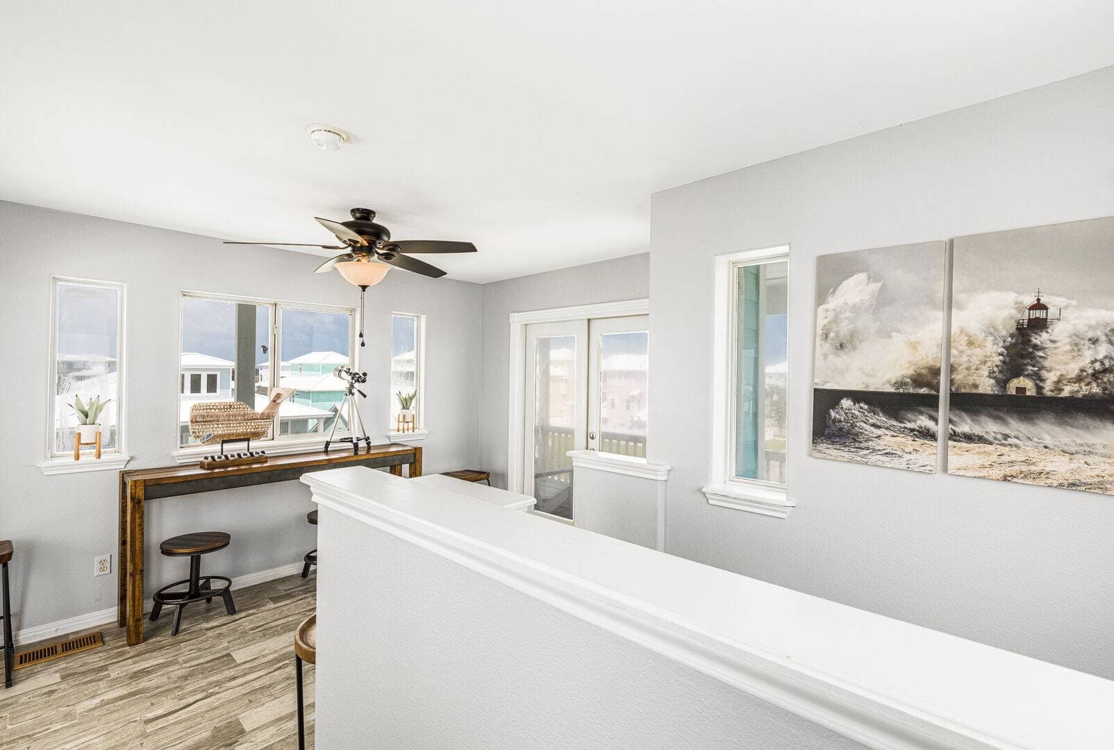 Blue Fin Oasis - Image 51