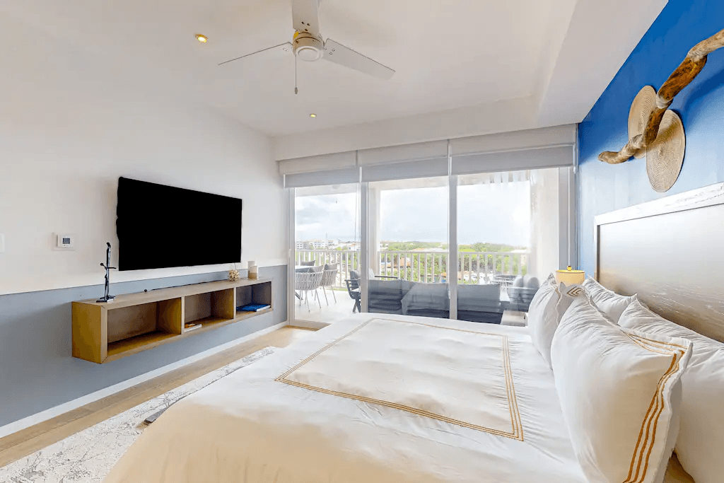 Blue House 305 - Image 10