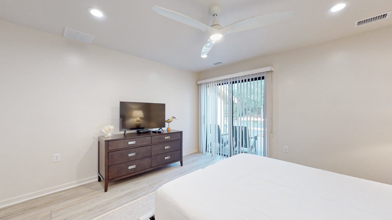 Blue Cove House - Image 19