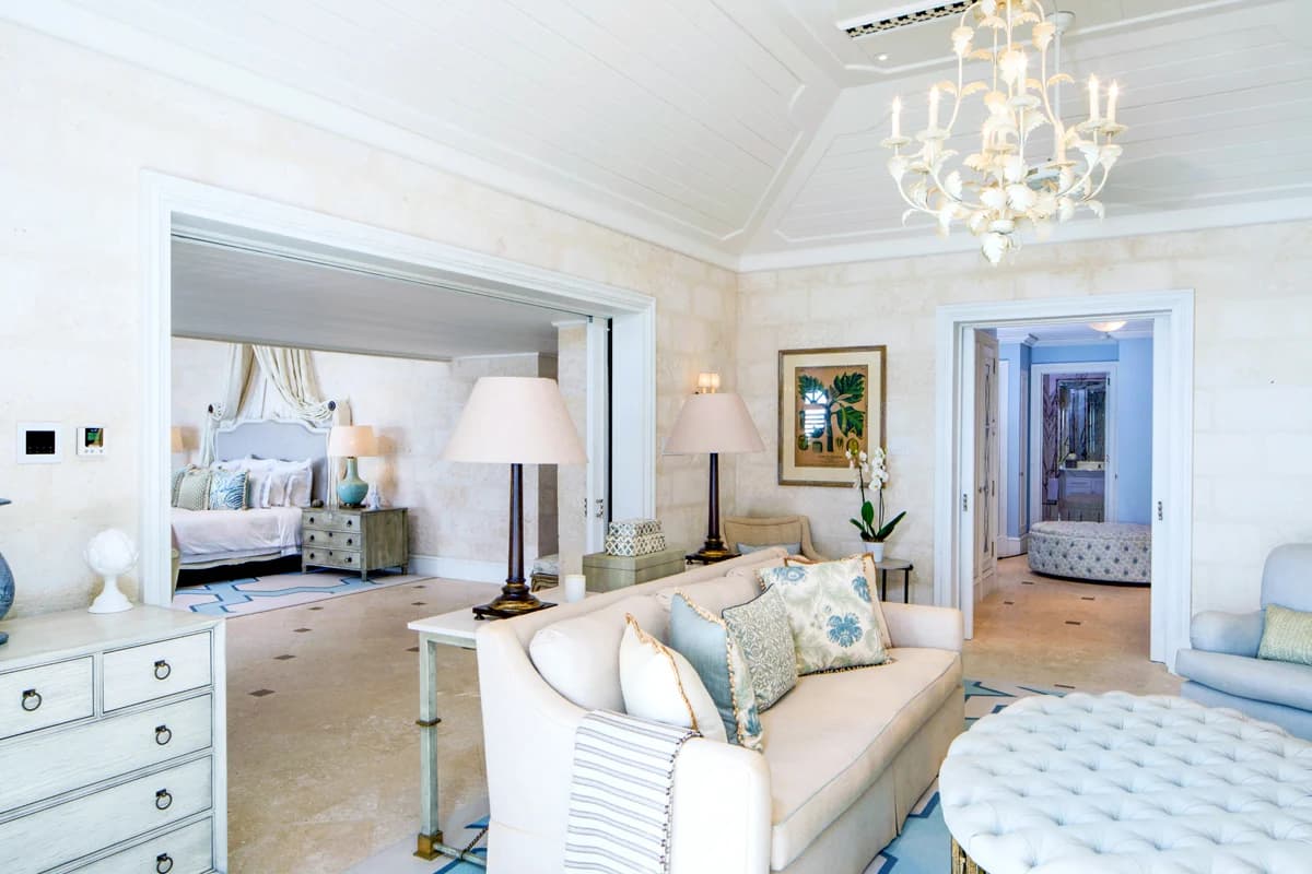 Sea Breeze Manor - Image 5