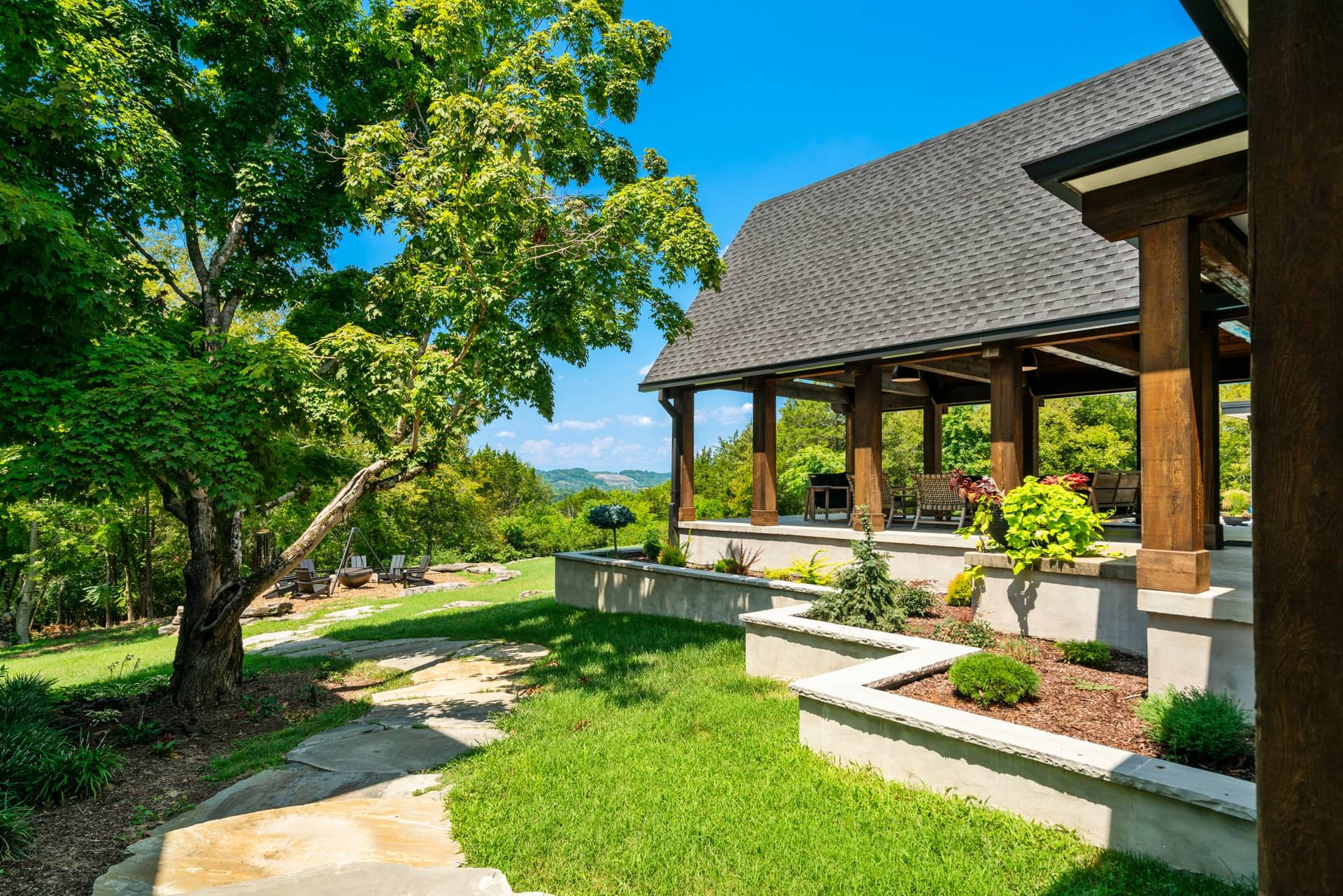 Nashville Sanctuary - Image 5