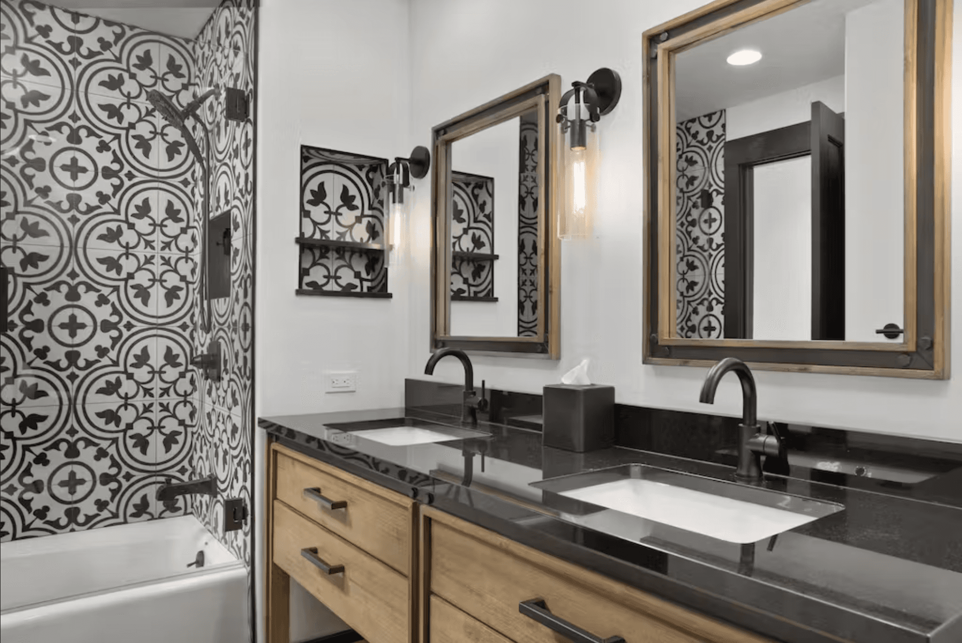 Sundance Lodge - Image 13