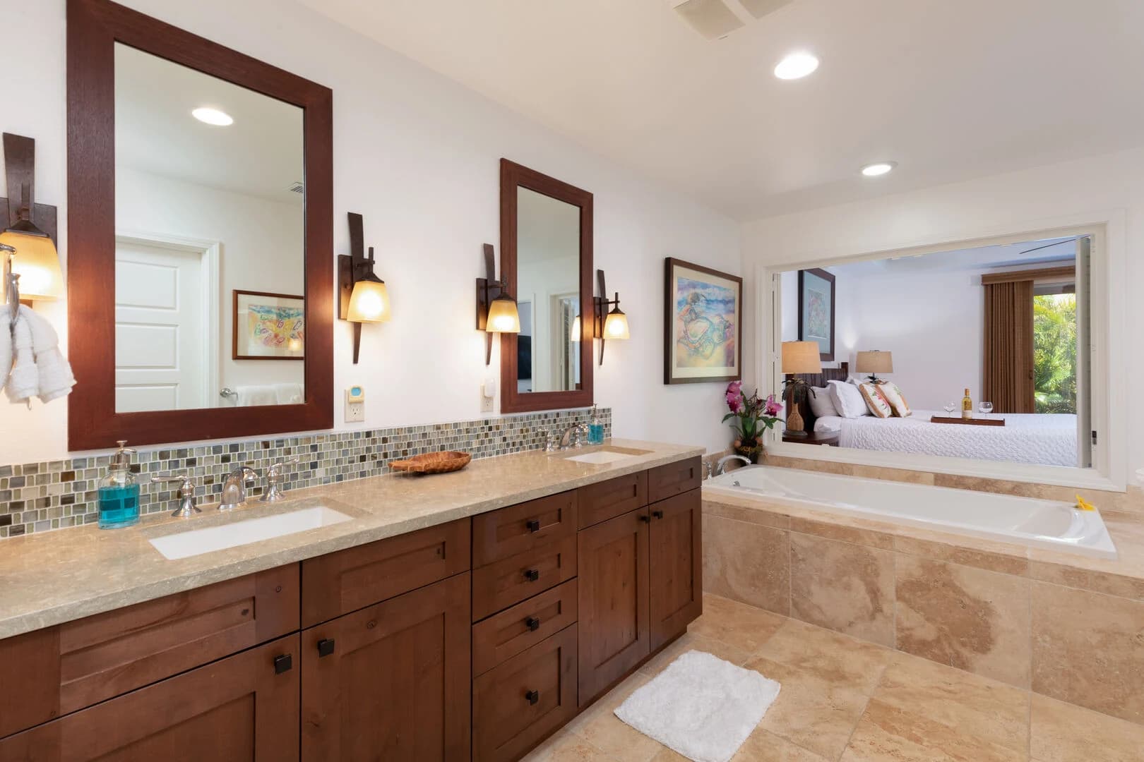 Pineapple Hale - Image 17