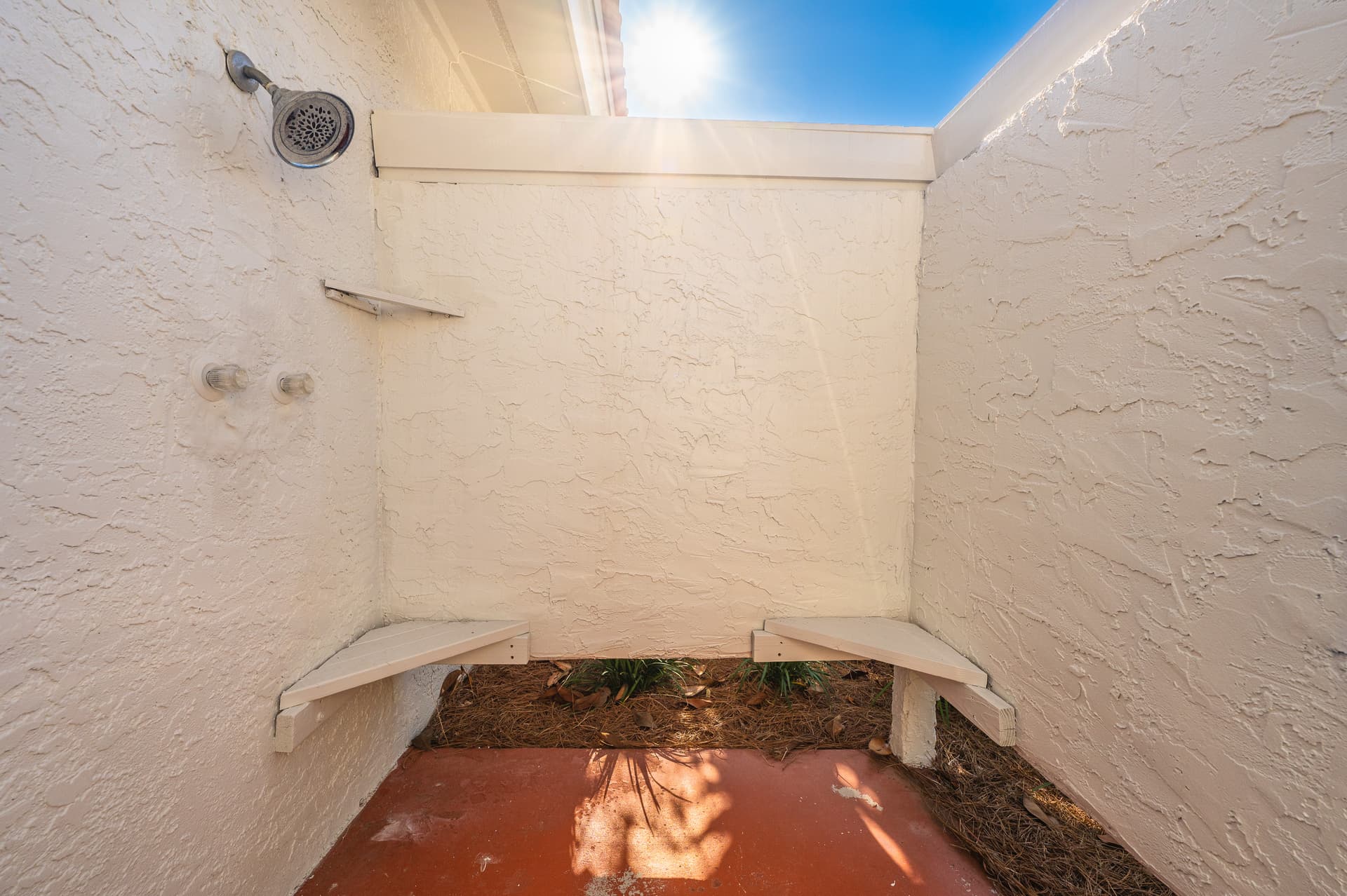 Seaview Hideaway House - Image 37