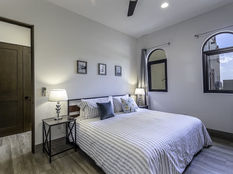 Pacific Retreat - Image 13