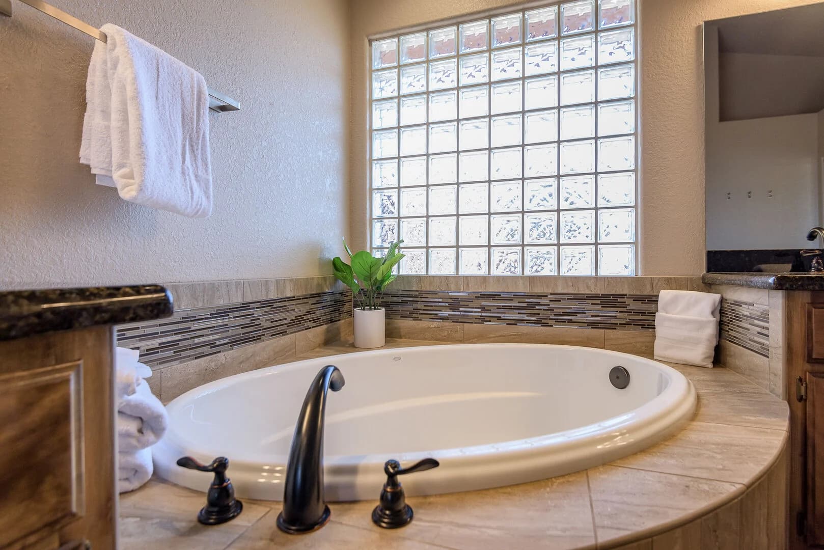 Dove Wing Knoll - Image 22