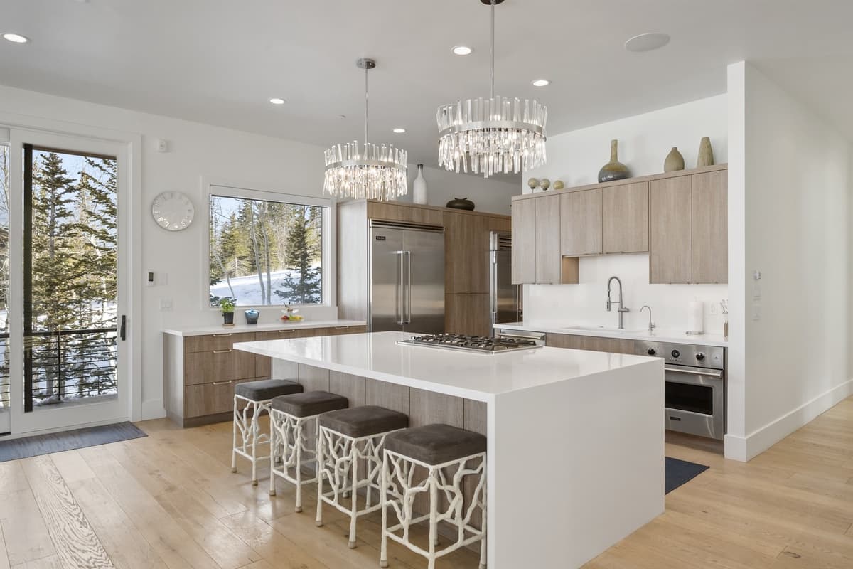 Quicksilver Haus - Image 20