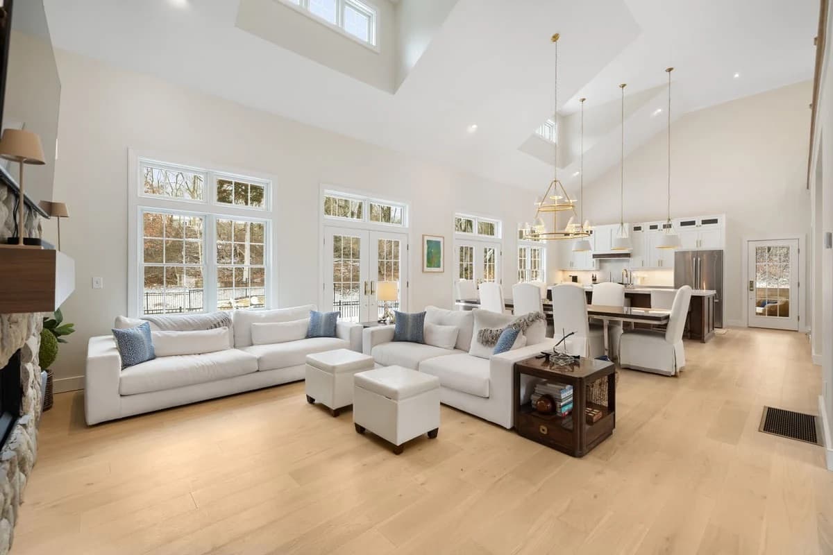 Hydrangea Hideaway - Image 4