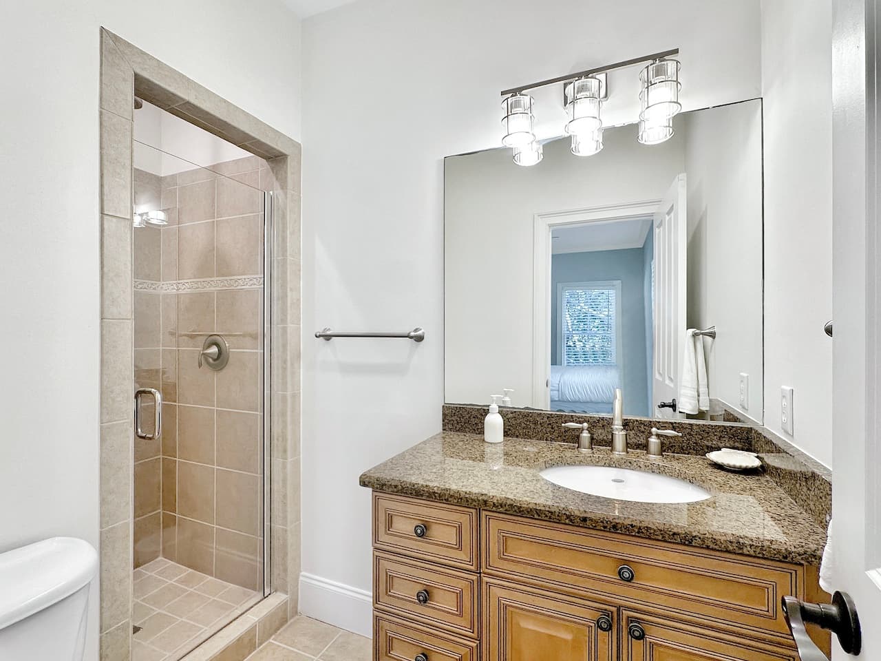 Beach Retreat - Image 67