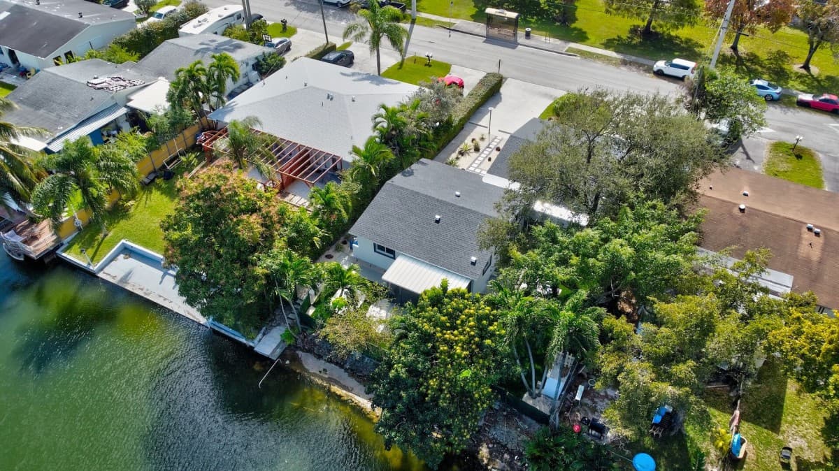 Hallandale Beach Home - Image 24