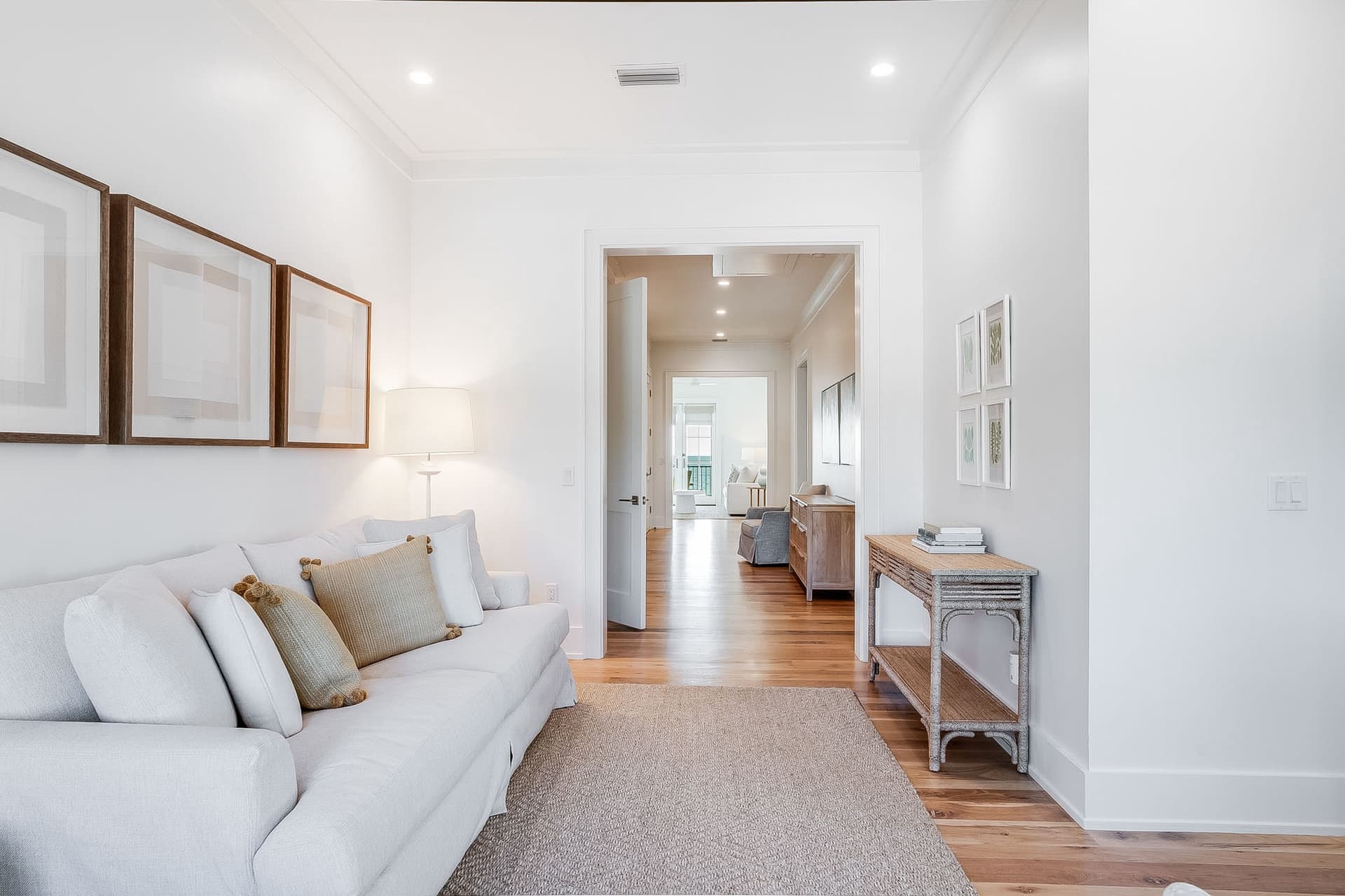 Coastal Comfort - Image 36