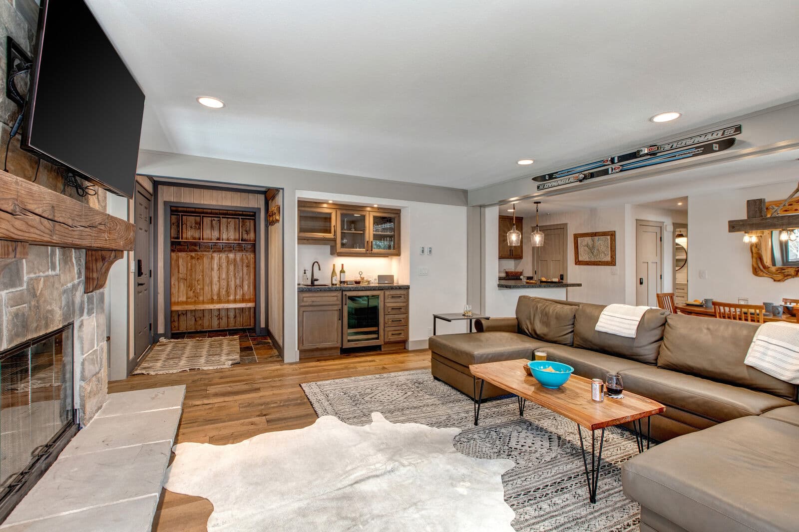 Teewinot Home - Image 2