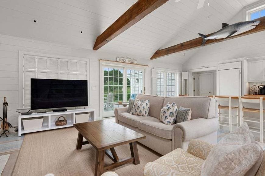  Bunny Mellon Estate - Image 4