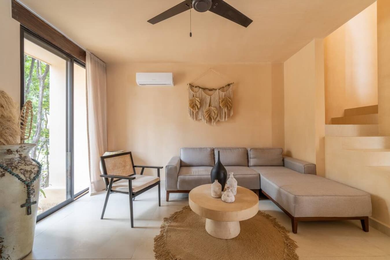 Surenna Oasis Villa - Image 2