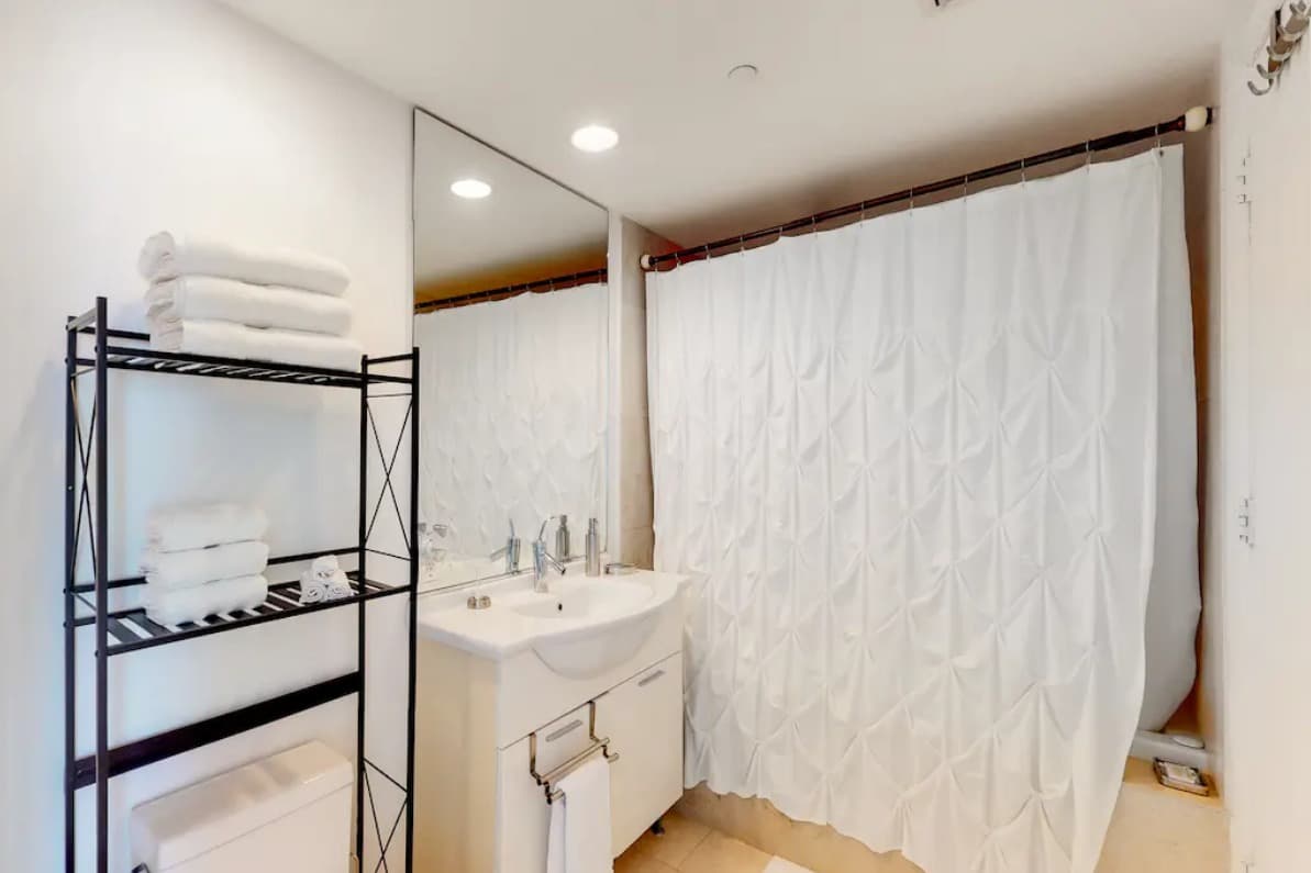 Iconic Views - Image 13