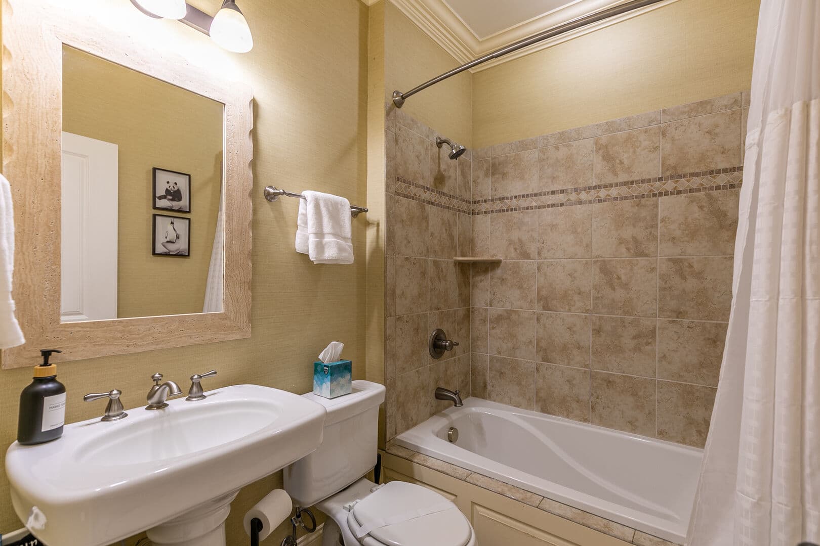 Mountain Top House - Image 30