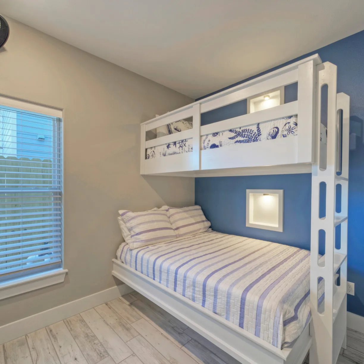 Marlin Cove - Image 39