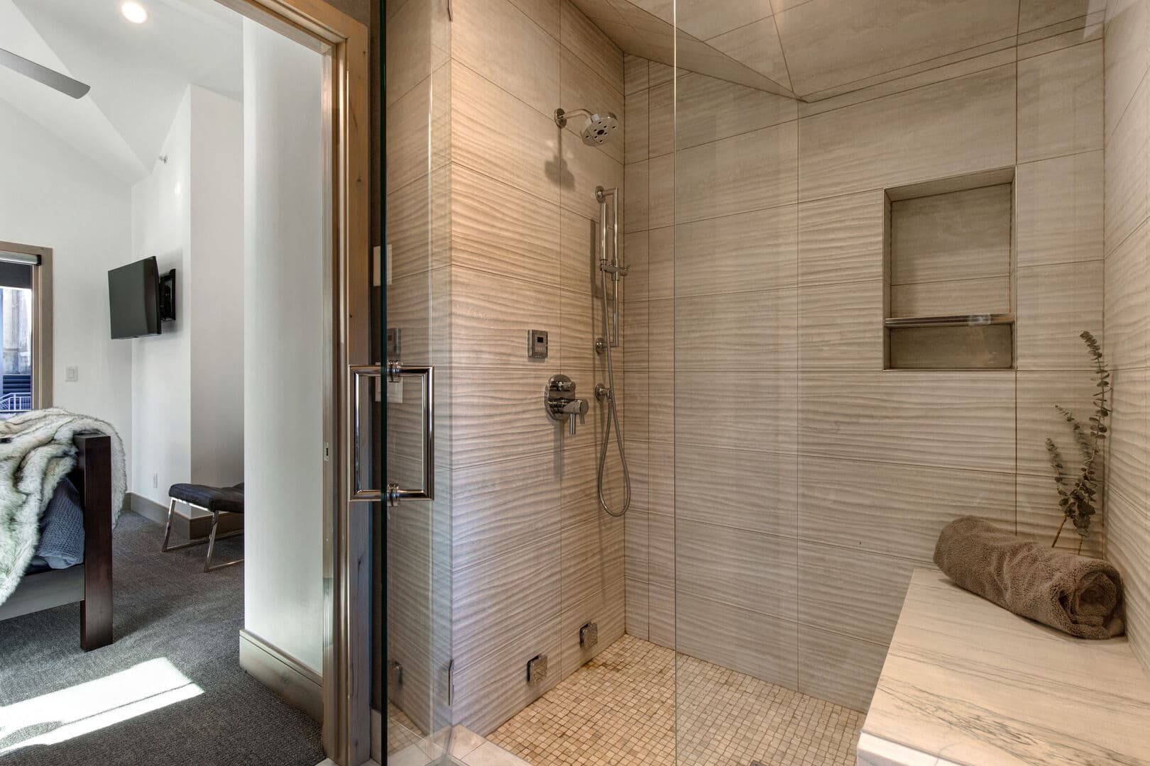 Kings Crown - Image 25