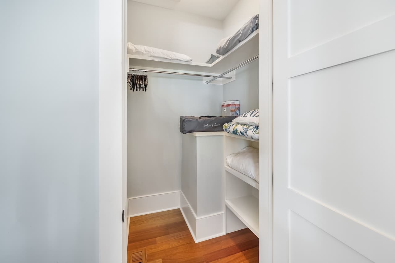 Shore Thing - Image 35