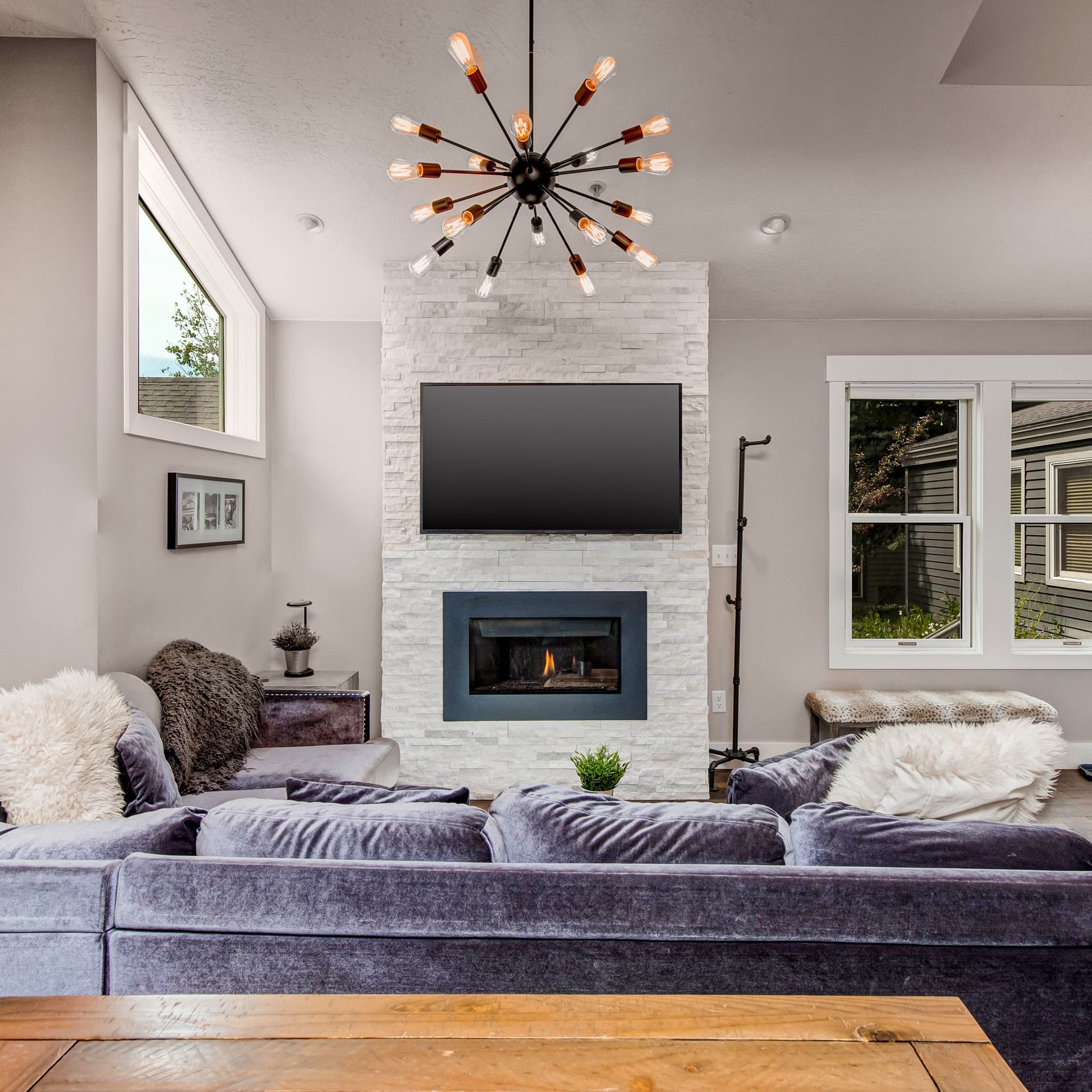 Alpine Retreat Home - Image 1