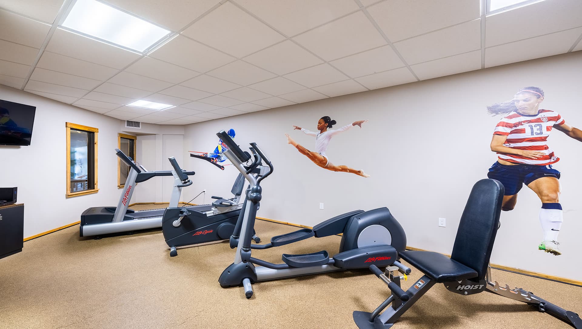 Ice House - Image 14