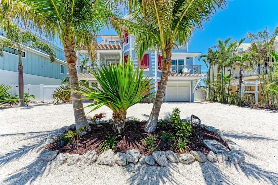 Chasing Sunsets - Image 28