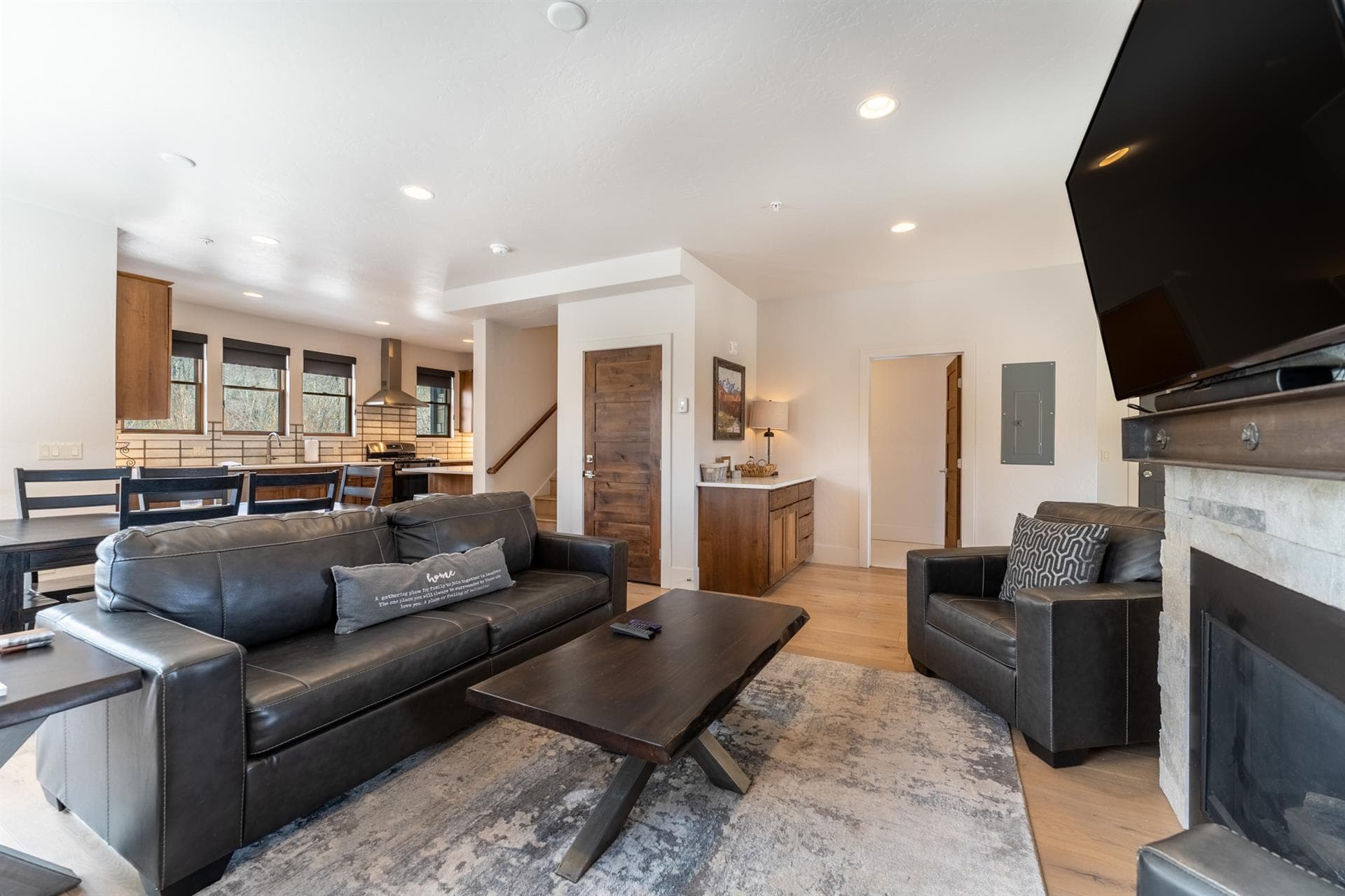 Blue River Haven - Image 3